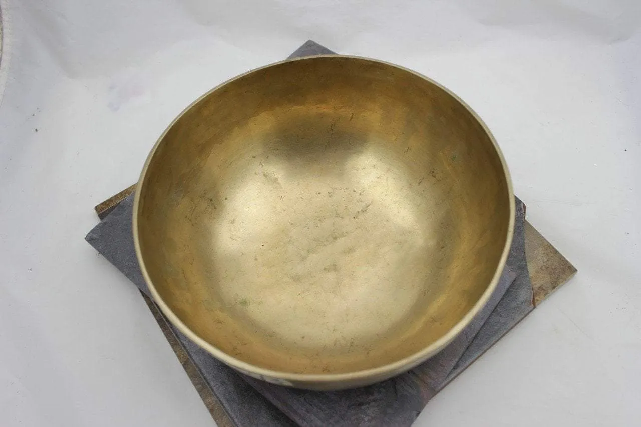 9.5 Inch Singing Bowl Eb4 307hz